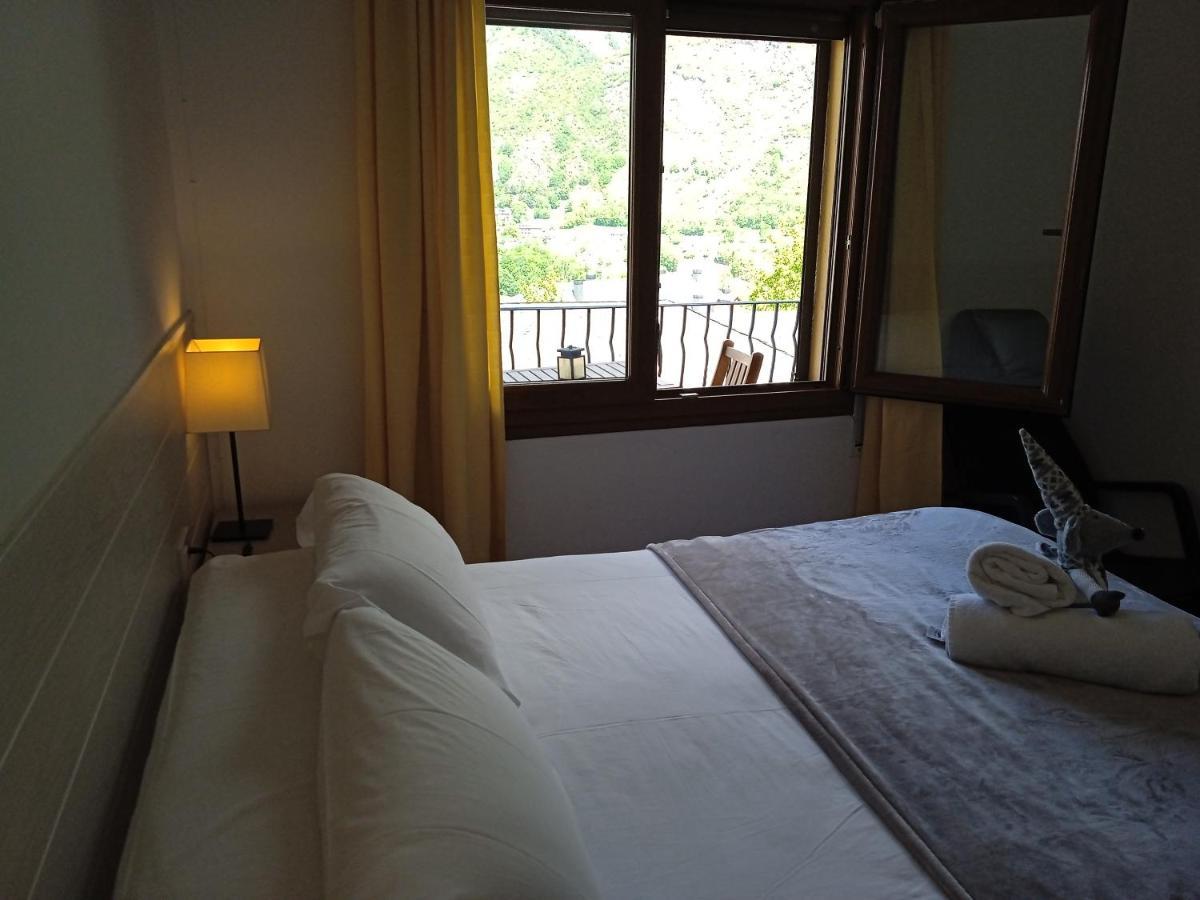 Apartaments Arenys De Boi Bohí Kültér fotó