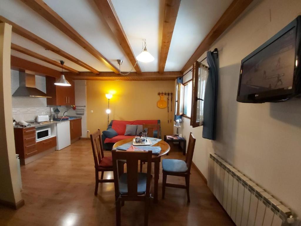 Apartaments Arenys De Boi Bohí Kültér fotó