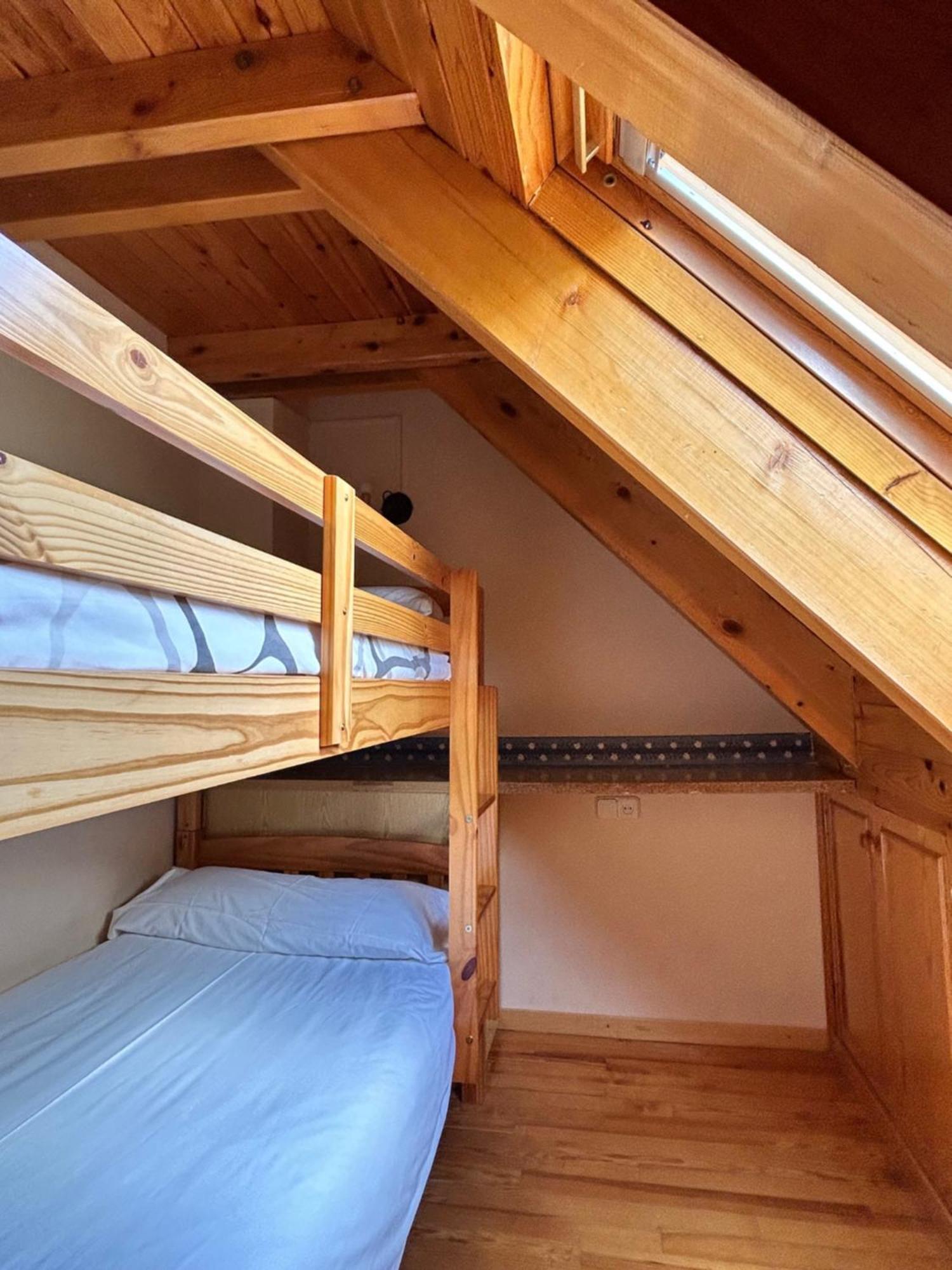 Apartaments Arenys De Boi Bohí Szoba fotó