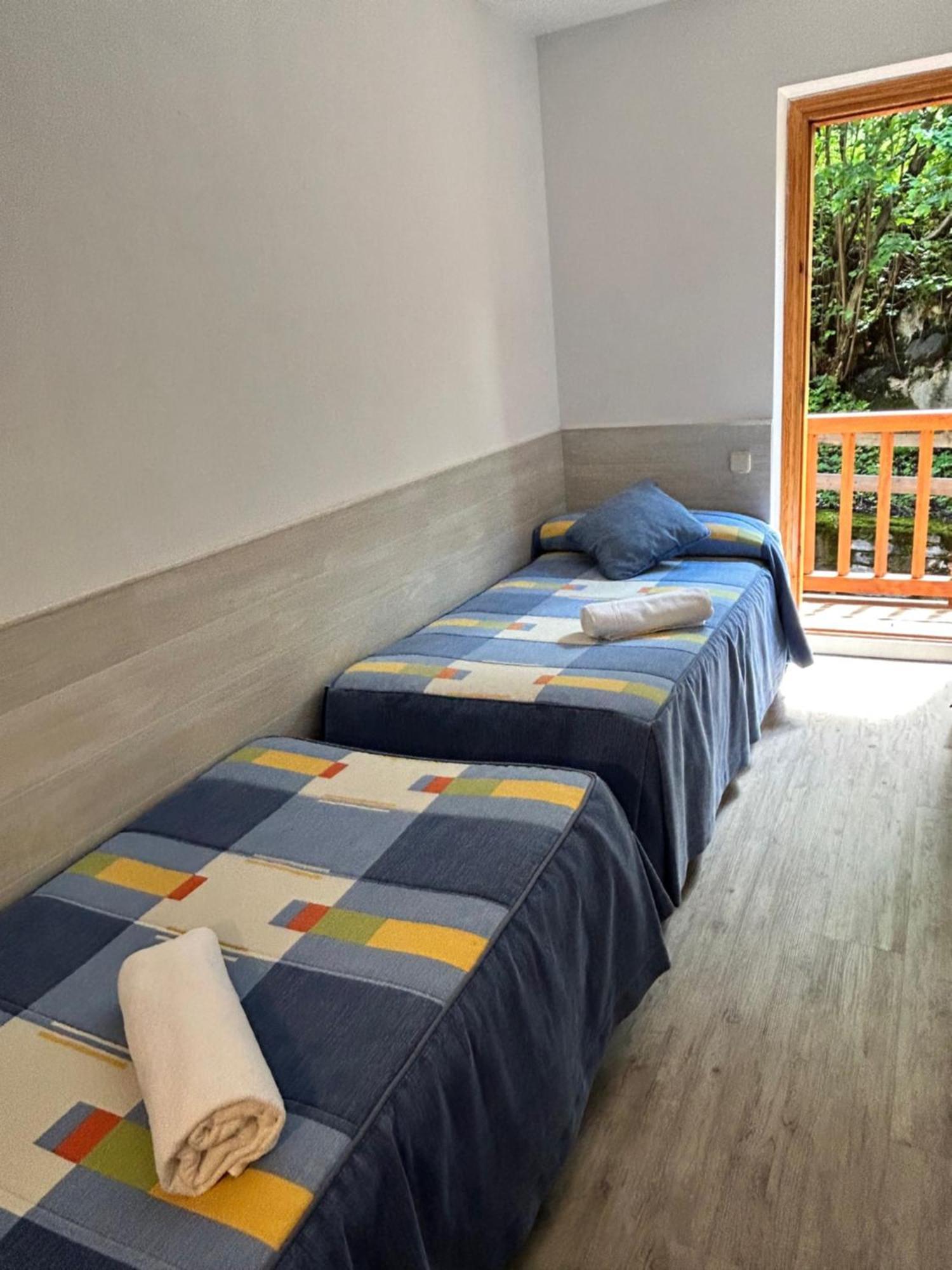 Apartaments Arenys De Boi Bohí Szoba fotó