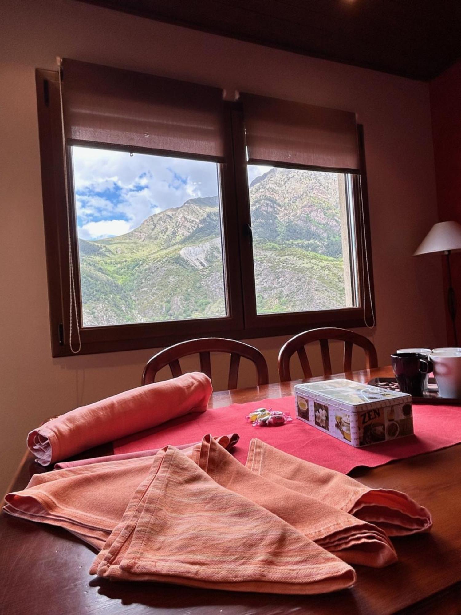 Apartaments Arenys De Boi Bohí Kültér fotó